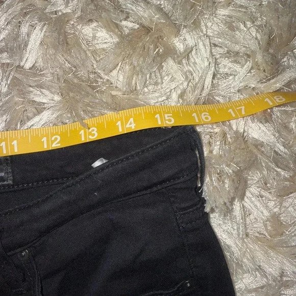 AG Denim The Stilt cigarette leg in black size 29R - Picture 4 of 11